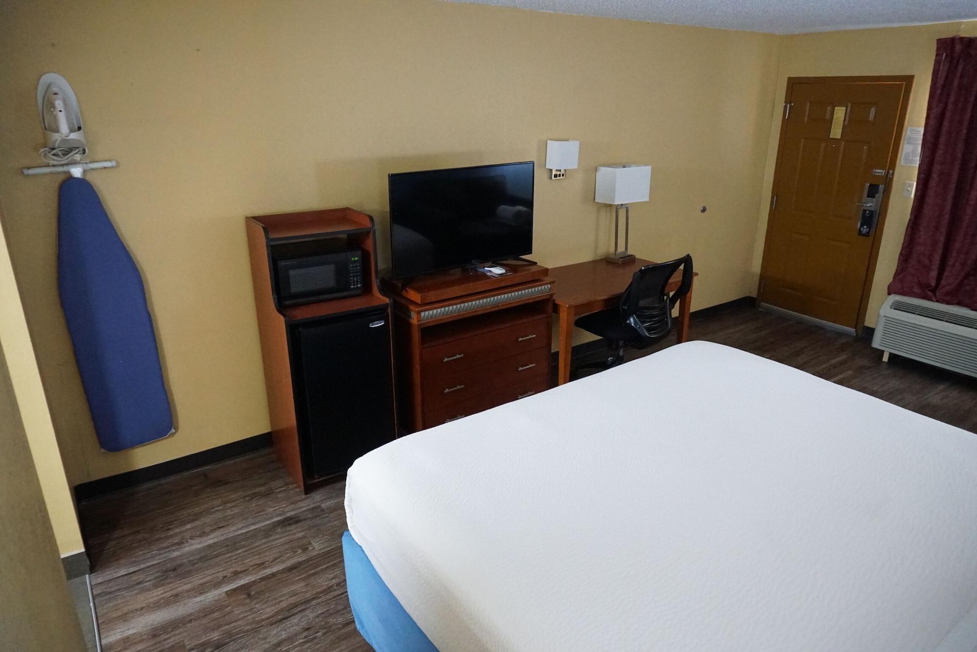 Days Inn By Wyndham Oak Grove/Ft. Campbell Bagian luar foto