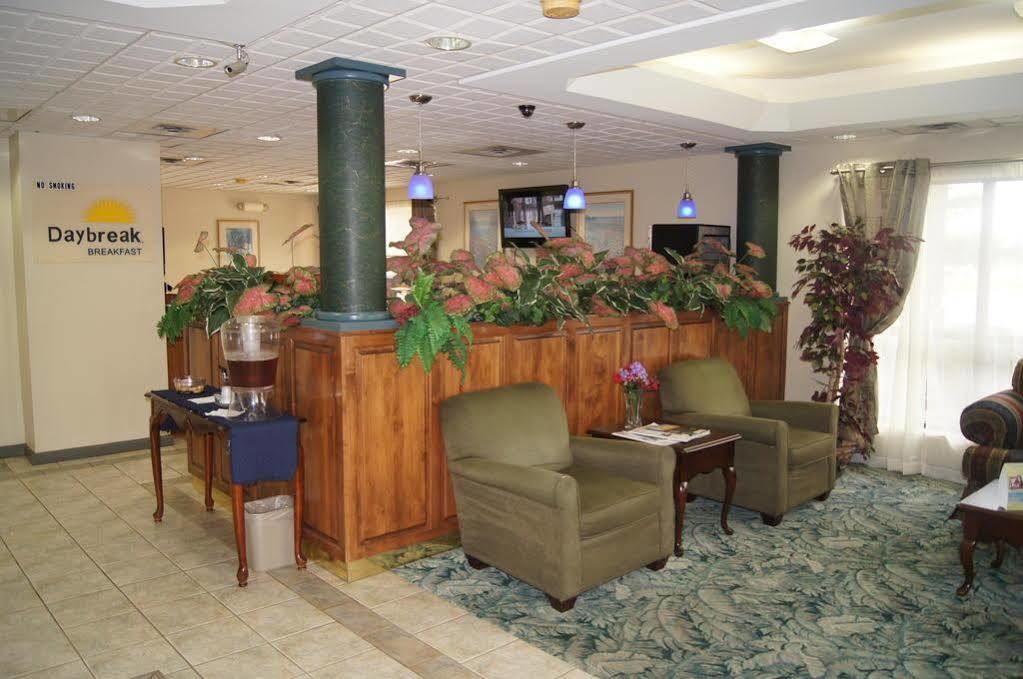 Days Inn By Wyndham Oak Grove/Ft. Campbell Bagian luar foto